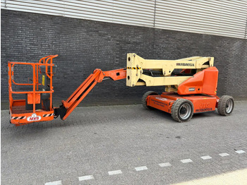 Plataforma articulada JLG E450AJ