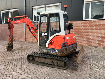 Miniexcavadora Kubota KX121-3a: foto 4