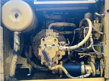 Excavadora de cadenas Liebherr 924: foto 5 Excavadora de cadenas Liebherr 924: foto 5