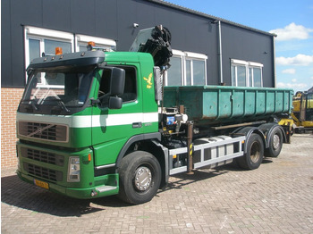 Camión con equipo de cable VOLVO FM9 260