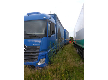 Camión lona Mercedes-Benz 1840 Top Zustand 106 m3 Euro 6 + Anhänger: foto 5 Camión lona Mercedes-Benz 1840 Top Zustand 106 m3 Euro 6 + Anhänger: foto 5