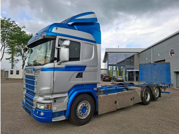 Chasis camión SCANIA R 580