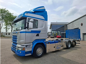 Chasis camión SCANIA R 580