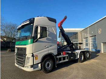 Multibasculante camión VOLVO FH