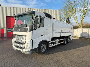 Cisterna camión VOLVO FH