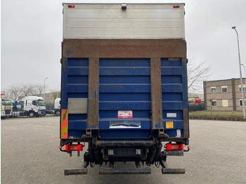Leasing financiero de Volvo FM11-330 / LOW KM'S:472120 KM / LWDS / FULL-AIR / NAVI / CURTAIN SAILS / PLATFORM 2500KG / AUTOMATIC / EURO-6 / 2016 leasing Volvo FM11-330 / LOW KM'S:472120 KM / LWDS / FULL-AIR / NAVI / CURTAIN SAILS / PLATFORM 2500KG / AUTOMATIC / EURO-6 / 2016: foto 4