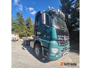 Chasis camión MERCEDES-BENZ Arocs