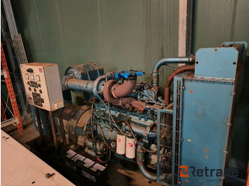 Maquinaria de construcción CUMMINS