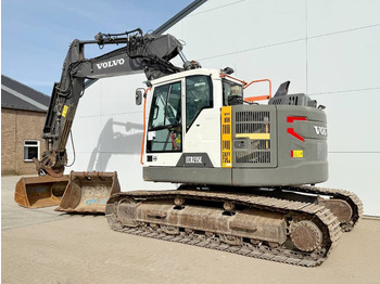Excavadora de cadenas Volvo ECR235EL - Triple Boom / 2 Buckets Included: foto 3