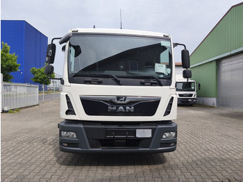 Leasing financiero de MAN TGL 8.190 Koffer gFH AHK LBW Euro 6 4x2 (11) leasing MAN TGL 8.190 Koffer gFH AHK LBW Euro 6 4x2 (11): foto 3