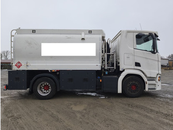 Cisterna camión Scania R450: foto 4