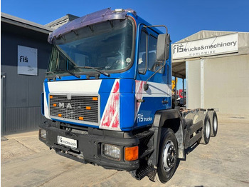 Chasis camión MAN 25.272