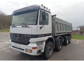 Volquete camión MERCEDES-BENZ Actros