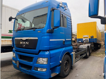Leasing financiero de MAN TGX 26.440 EEV /Retarder/Lift/StandHei/2 Stück  leasing MAN TGX 26.440 EEV /Retarder/Lift/StandHei/2 Stück: foto 1