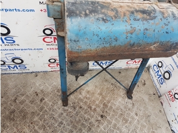 Carrocería y exterior para Tractor Ford 8210, 7710, 7810, 7910 Radiator Panel And Air Filter Box E9nn16n761ab: foto 4