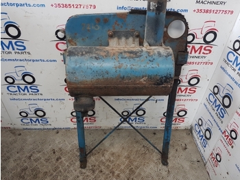 Carrocería y exterior para Tractor Ford 8210, 7710, 7810, 7910 Radiator Panel And Air Filter Box E9nn16n761ab: foto 2
