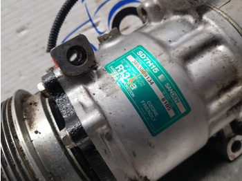 Pieza de aire acondicionado Manitou Mlt735-120 Lsu Air Conditioning Compressor 52500571, 700002038: foto 3
