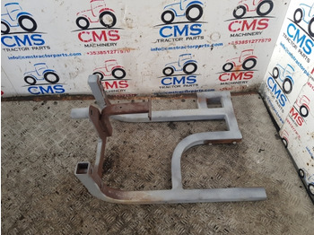 Suspensión de cabina Massey Ferguson 5612, 5613, 5611 Tool Box Step Support Bracket Frame Rhs: foto 3