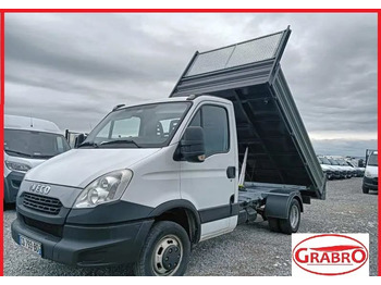 Volquete furgoneta IVECO Daily 35C15