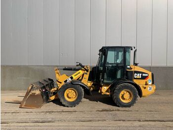 Cargadora de ruedas CATERPILLAR 906