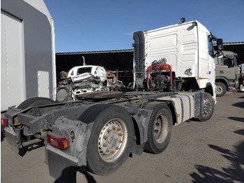 Cabeza tractora Volvo FH460 6x2 veturi kääntyvä teli: foto 3