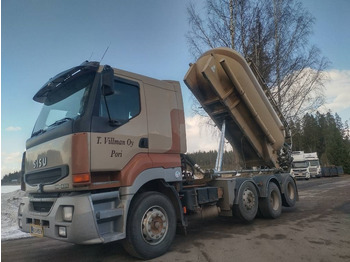 Cisterna camión SISU