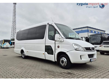 Minibús IVECO