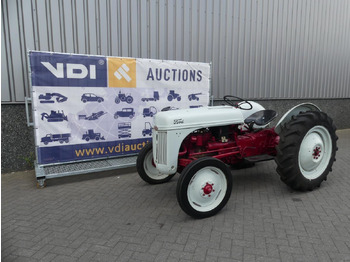 Tractor FORD