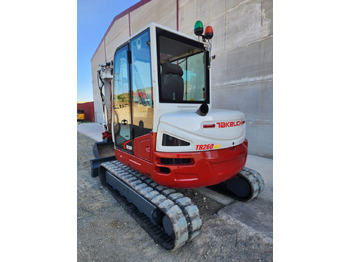 Miniexcavadora TAKEUCHI TB260: foto 4