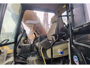 Excavadora de cadenas Used CAT 320 320B 320C 320D Excavator with bucket for excavator: foto 5 Excavadora de cadenas Used CAT 320 320B 320C 320D Excavator with bucket for excavator: foto 5