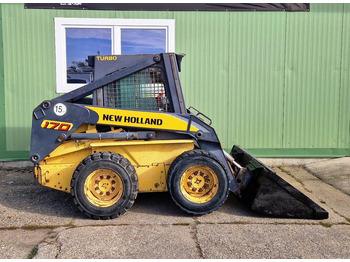 Minicargadora NEW HOLLAND