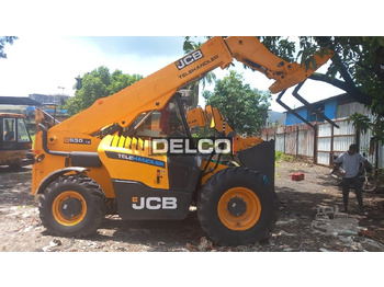Manipulador telescópico nuevo JCB 530-70: foto 2