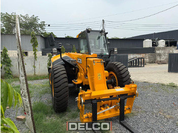 Manipulador telescópico nuevo JCB 540-70: foto 5