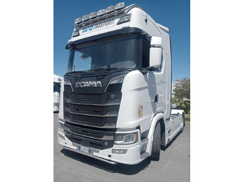 Leasing financiero de SCANIA S520 A4X2NB leasing SCANIA S520 A4X2NB: foto 1