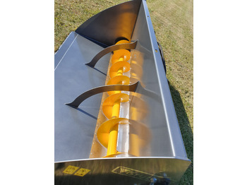 Cazo cargador para Maquinaria agrícola nuevo Grutech Futterverteiler / Bucket with screw / Godet avec vis / Cazo con sinfín /  Benna con coclea / Ковш со шнеком / Łyżka ze ślimakiem 1,6 m: foto 4