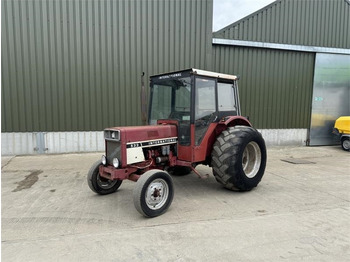 Tractor INTERNATIONAL