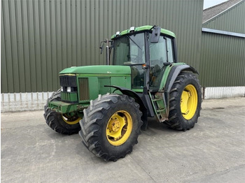 Tractor JOHN DEERE 6800