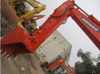 Excavadora de ruedas Doosan DH 150 LC-7: foto 5