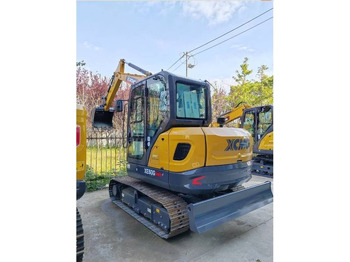 Excavadora de cadenas XCMG XE60