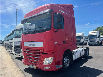 Cabeza tractora DAF XF 105 460: foto 2