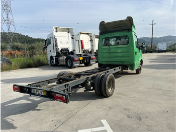 Vehículo comercial ligero Iveco 35C17: foto 3
