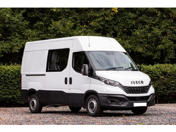 Minibús IVECO Daily 35s16