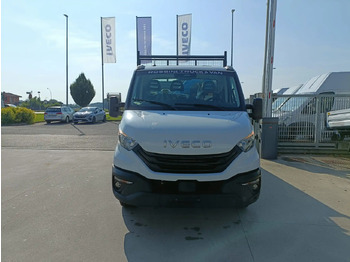 Volquete camión IVECO Daily