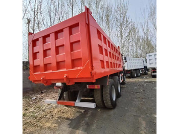 Volquete camión SINOTRUK HOWO