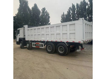 Volquete camión SINOTRUK HOWO
