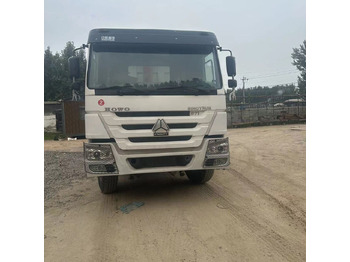 Volquete camión Howo 371: foto 3