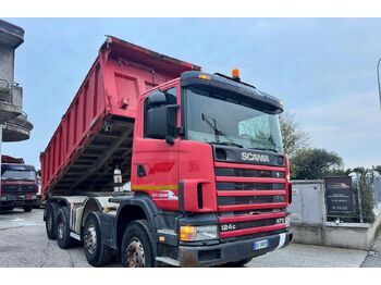 Volquete camión SCANIA R124