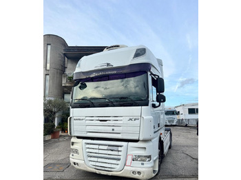Cabeza tractora DAF XF 105 460