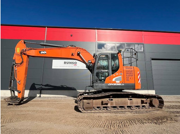 Excavadora de cadenas DOOSAN DX235LCR-5