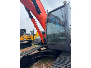 Excavadora de cadenas Hitachi ZX 200: foto 2